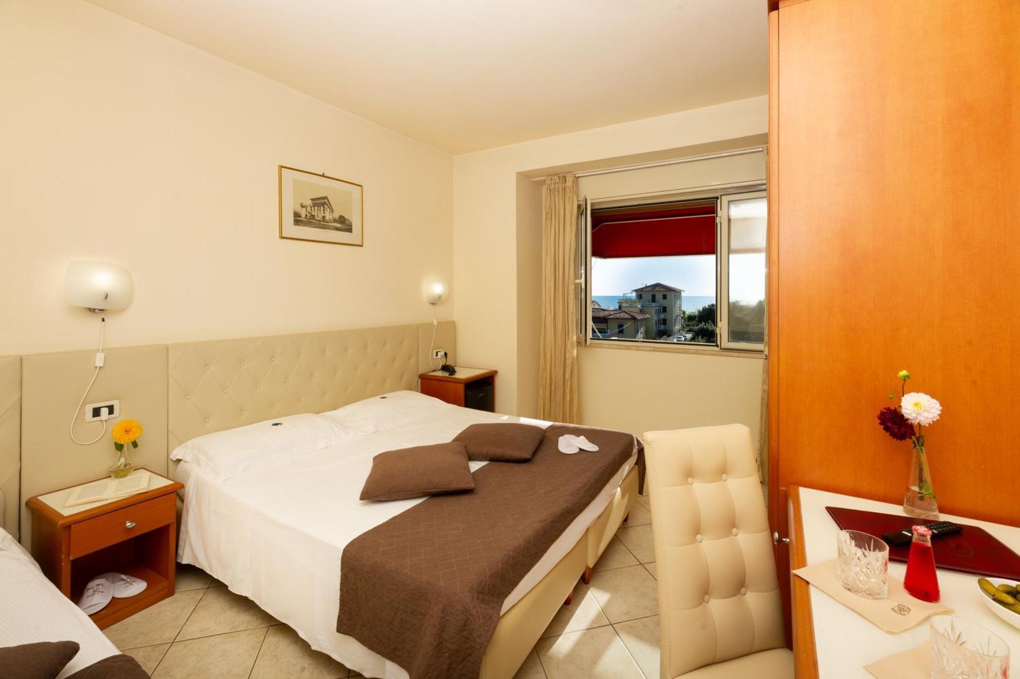 Hotel Nuova Sabrina Marina di Pietrasanta Exteriér fotografie